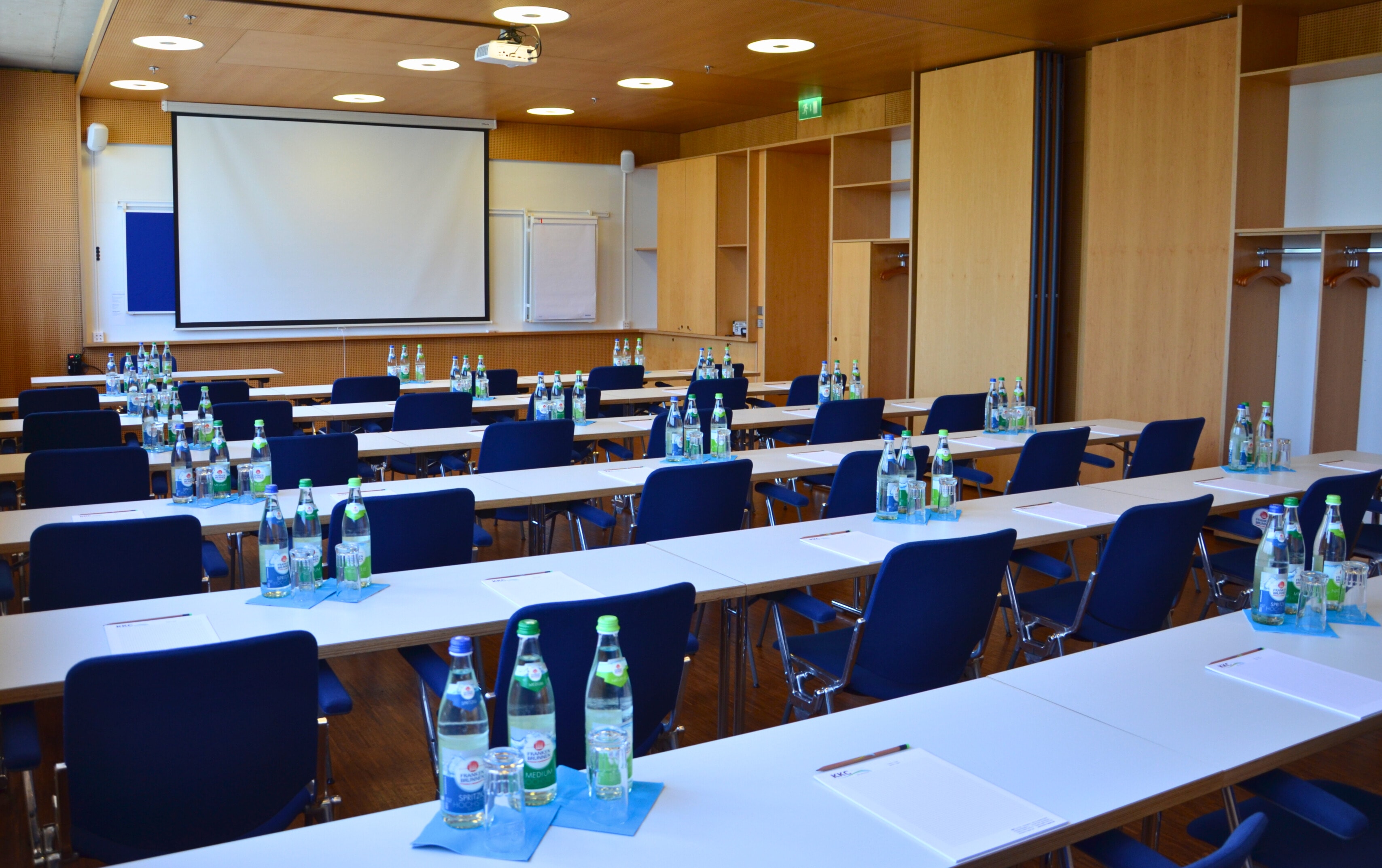 Konferenzraum 5 und 6 in Kombination in Parlamentarisch bestuhlt